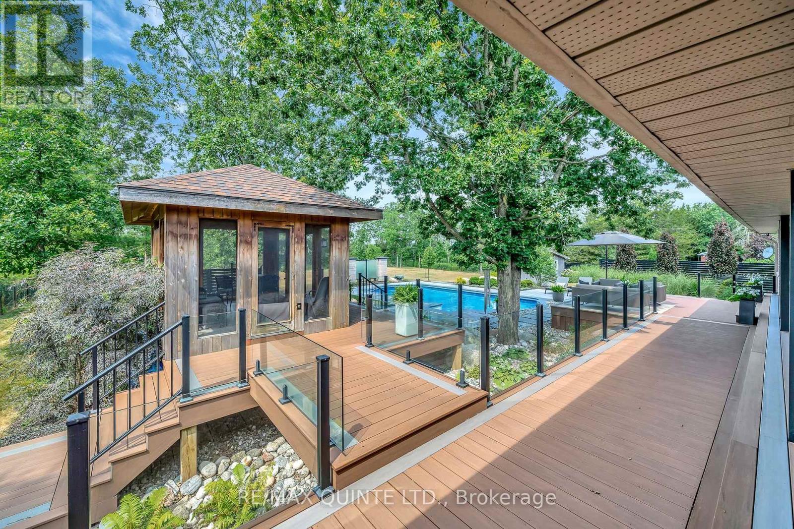 100 Bay Breeze Street, Prince Edward County, Ontario  K8N 0L4 - Photo 38 - X12285965