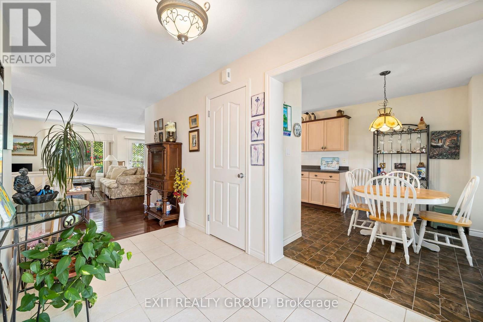 26 Aletha Drive, Prince Edward County, Ontario  K0K 3L0 - Photo 4 - X12286262