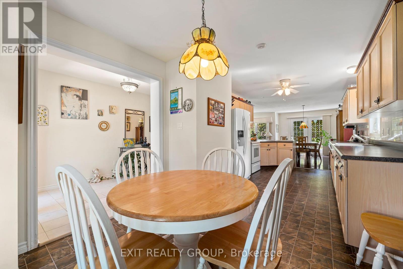 26 Aletha Drive, Prince Edward County, Ontario  K0K 3L0 - Photo 5 - X12286262