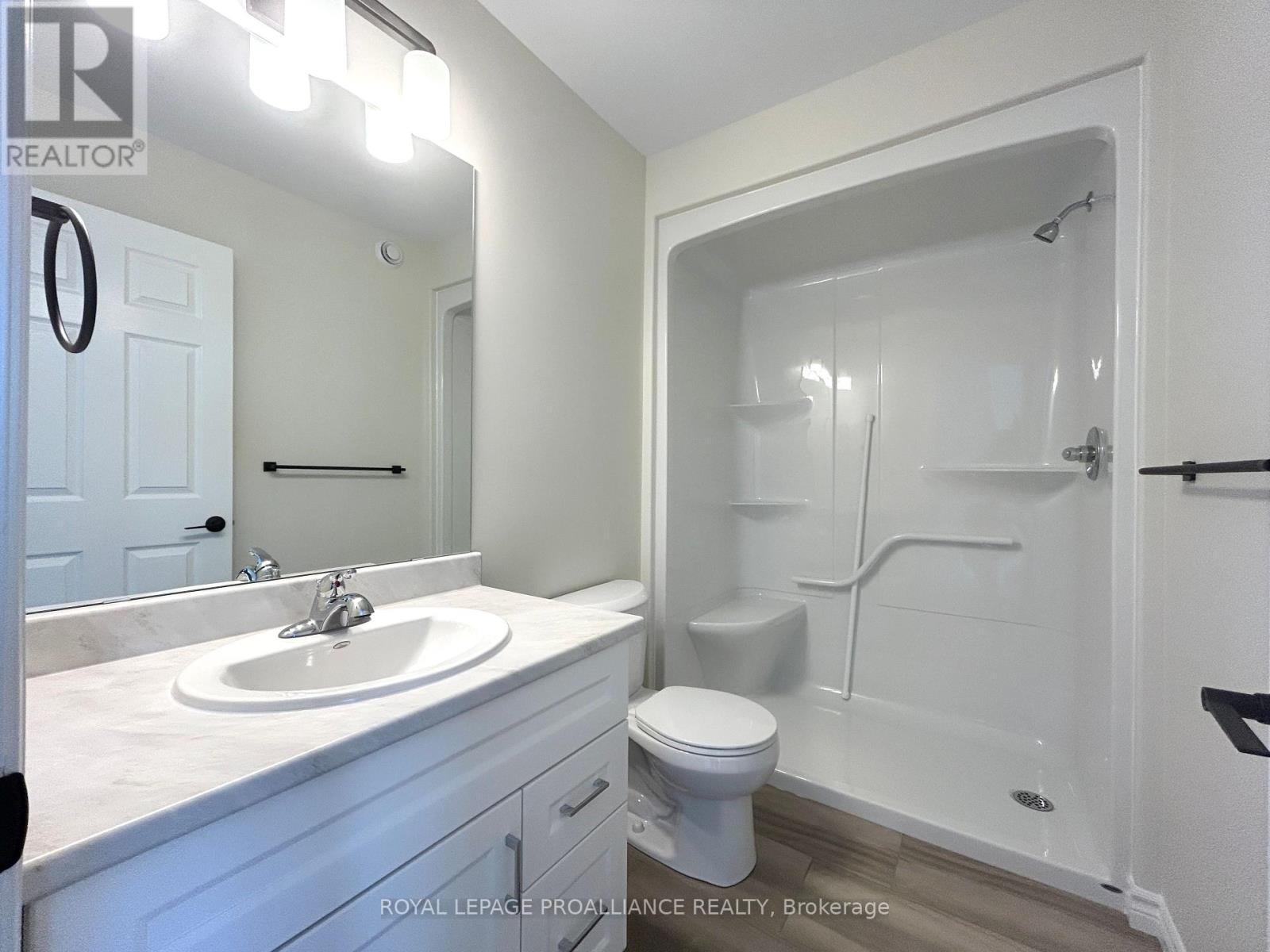 16 Riverstone Way, Belleville, Ontario  K8N 0S6 - Photo 16 - X12286492