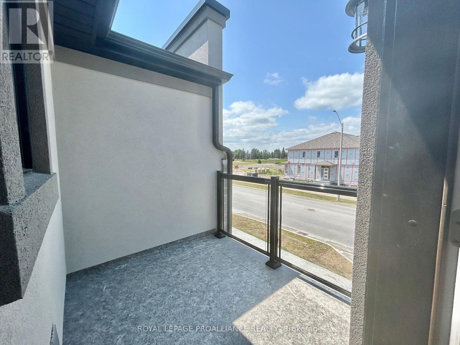16 Riverstone Way, Belleville, Ontario  K8N 0S6 - Photo 18 - X12286492