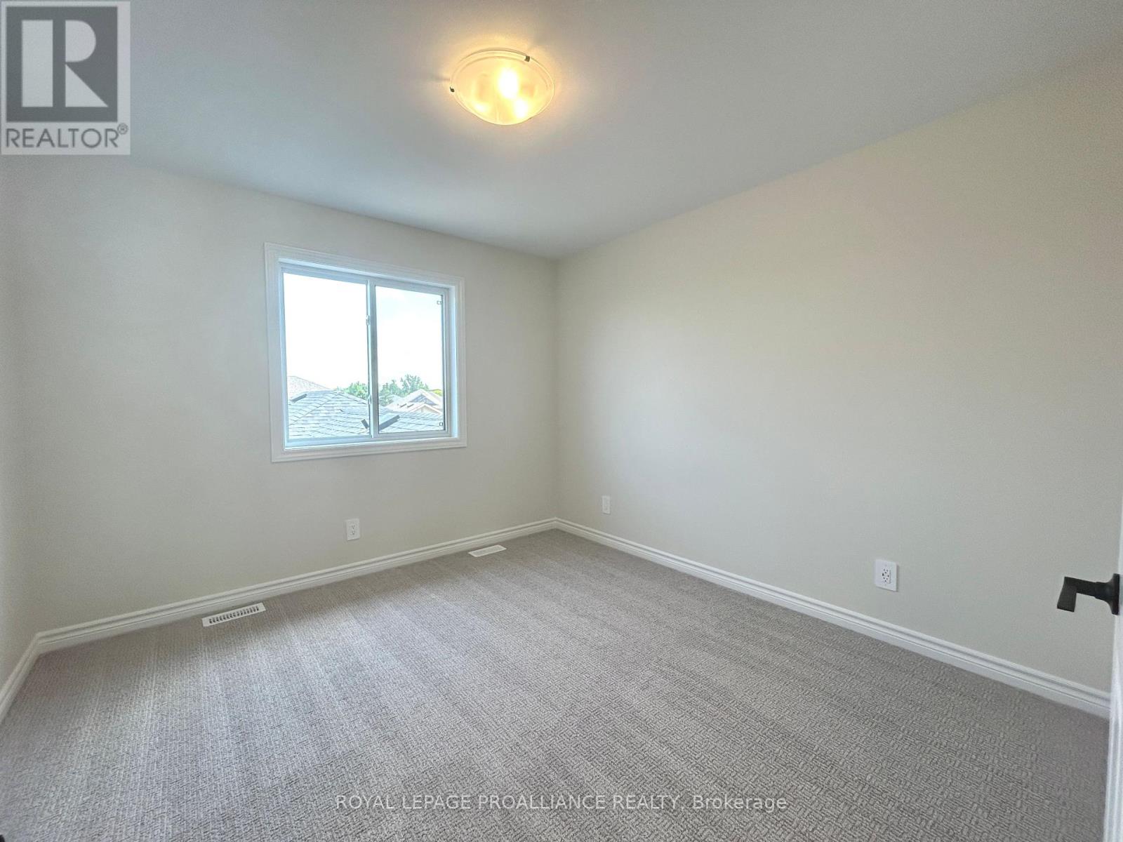 16 Riverstone Way, Belleville, Ontario  K8N 0S6 - Photo 19 - X12286492