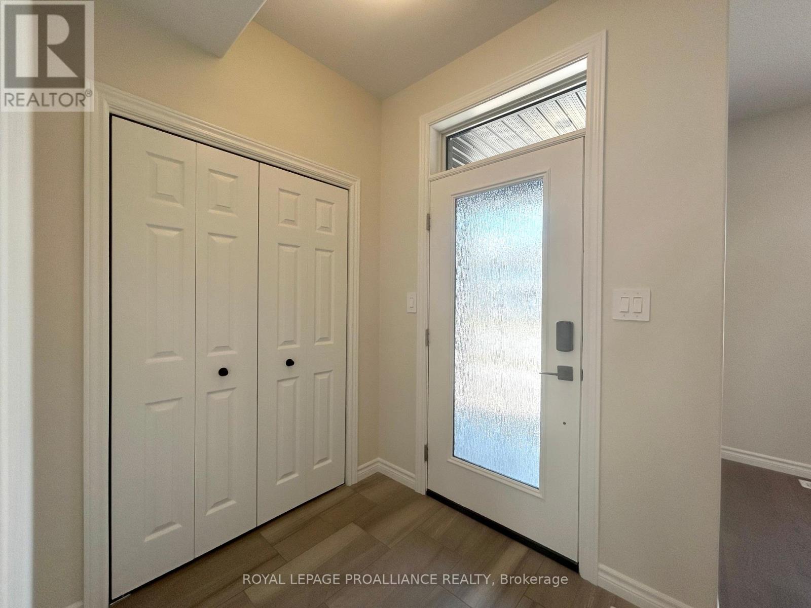 16 Riverstone Way, Belleville, Ontario  K8N 0S6 - Photo 2 - X12286492