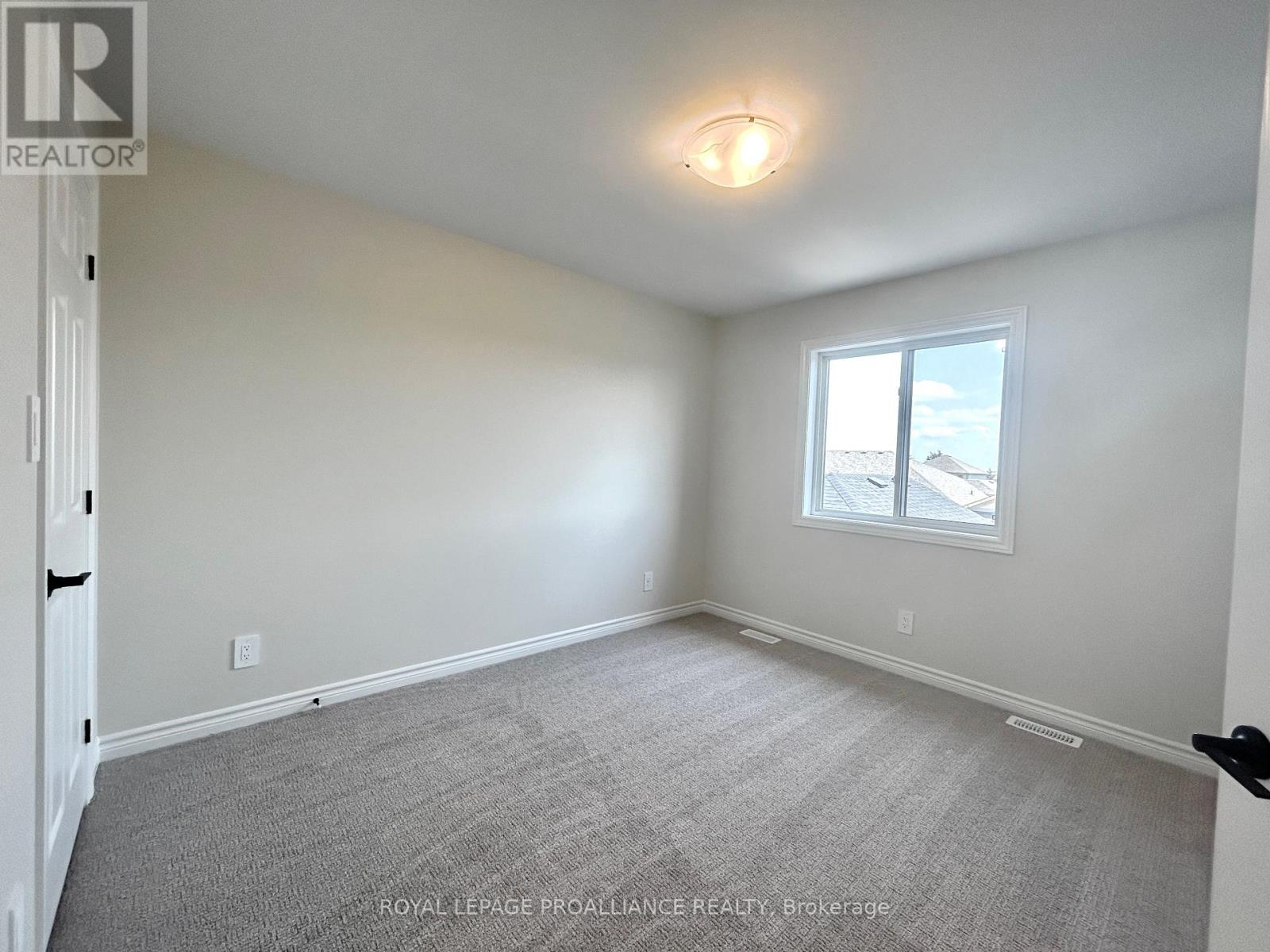 16 Riverstone Way, Belleville, Ontario  K8N 0S6 - Photo 20 - X12286492