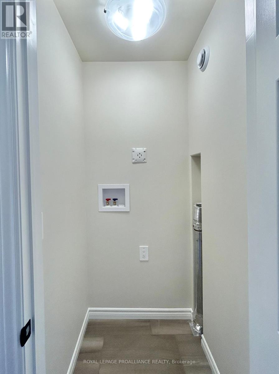 16 Riverstone Way, Belleville, Ontario  K8N 0S6 - Photo 22 - X12286492