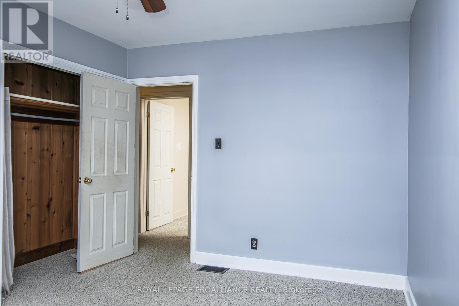 8 Reynolds Crescent, Belleville, Ontario  K8P 2W7 - Photo 29 - X12286536