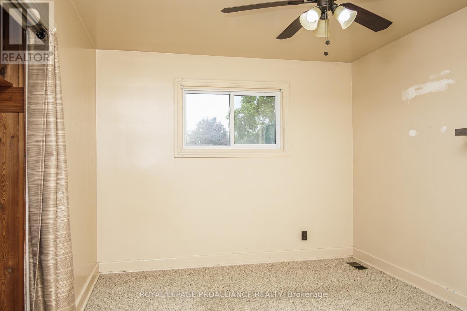 8 Reynolds Crescent, Belleville, Ontario  K8P 2W7 - Photo 32 - X12286536