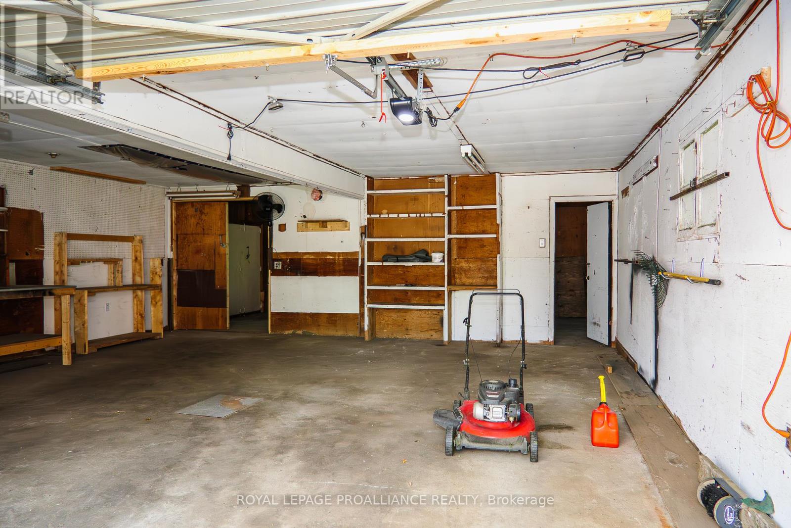 8 Reynolds Crescent, Belleville, Ontario  K8P 2W7 - Photo 46 - X12286536