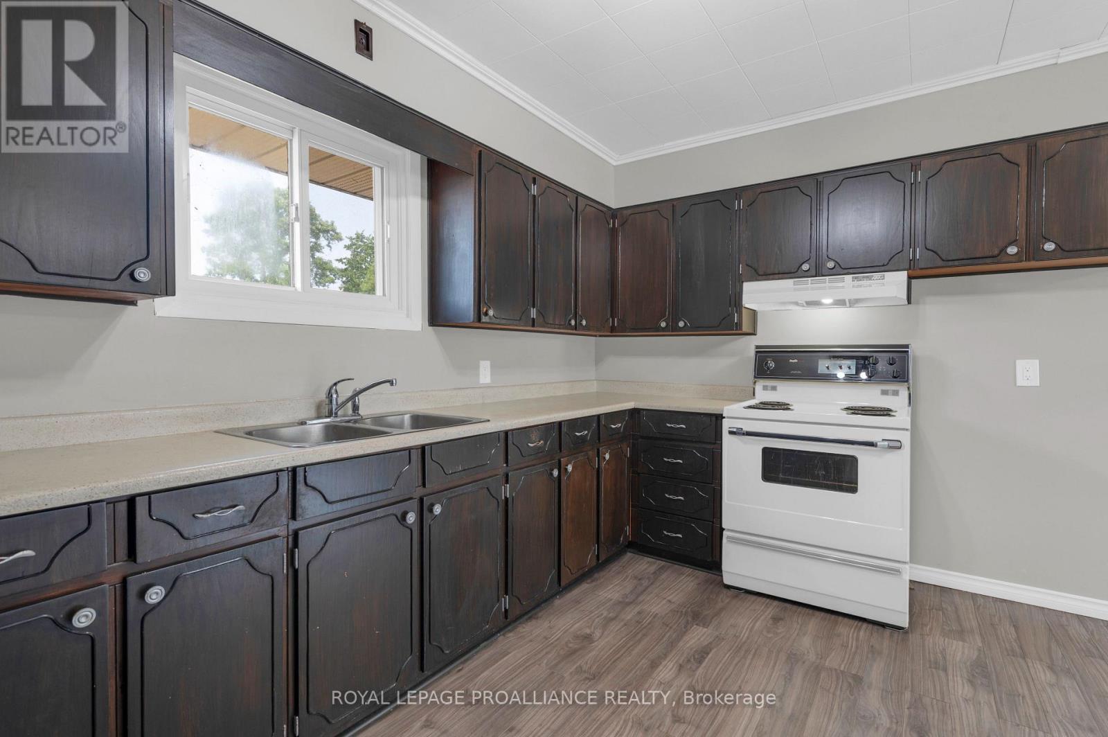 6055 Highway 37, Tweed, Ontario  K0K 3J0 - Photo 5 - X12287583