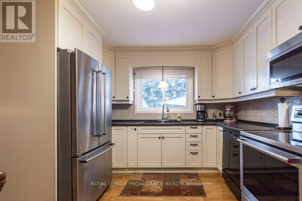 50 Marsh Drive, Belleville, Ontario  K8P 4P6 - Photo 11 - X12288193