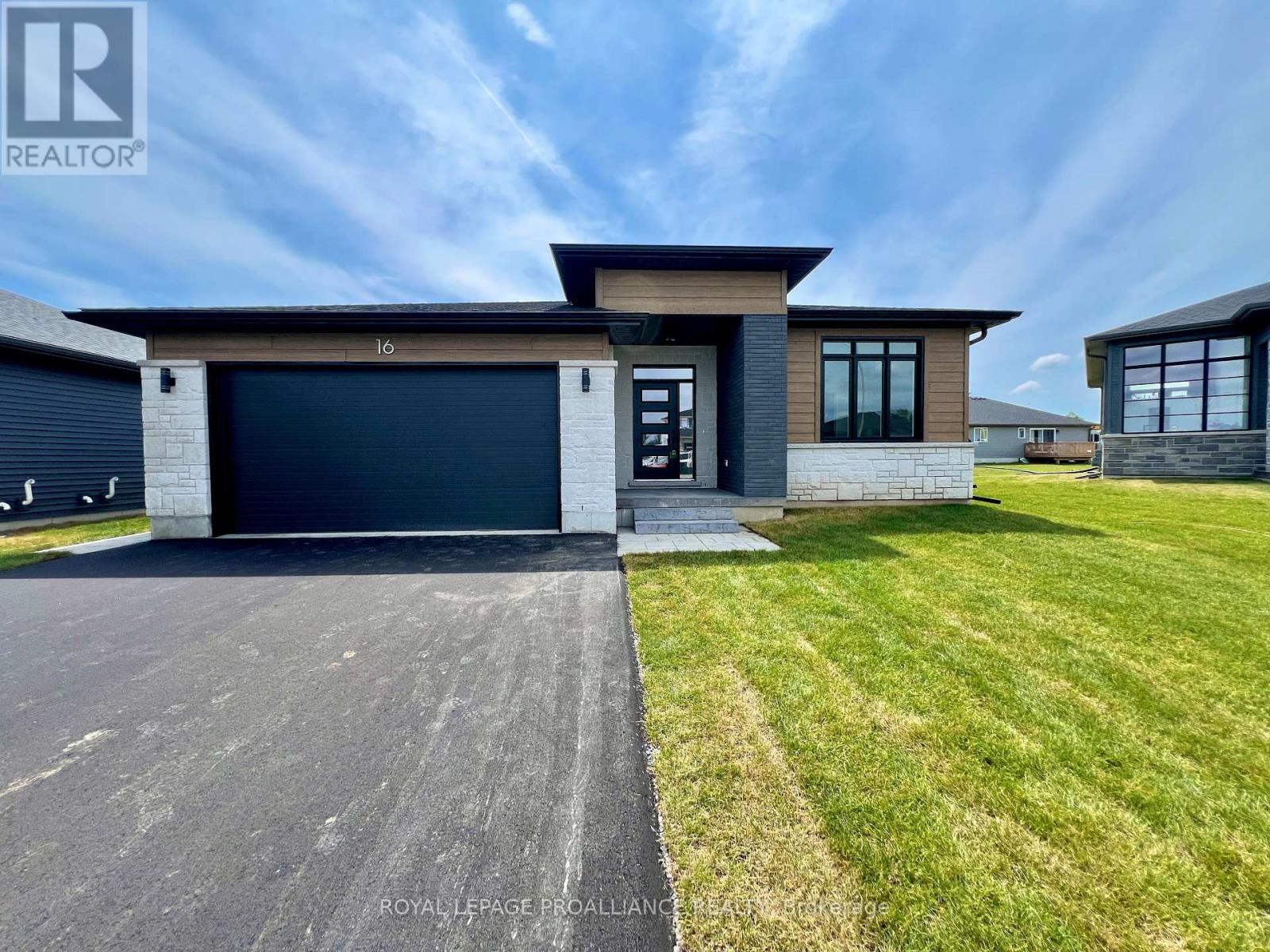 16 HORTON COURT, Belleville, Ontario
