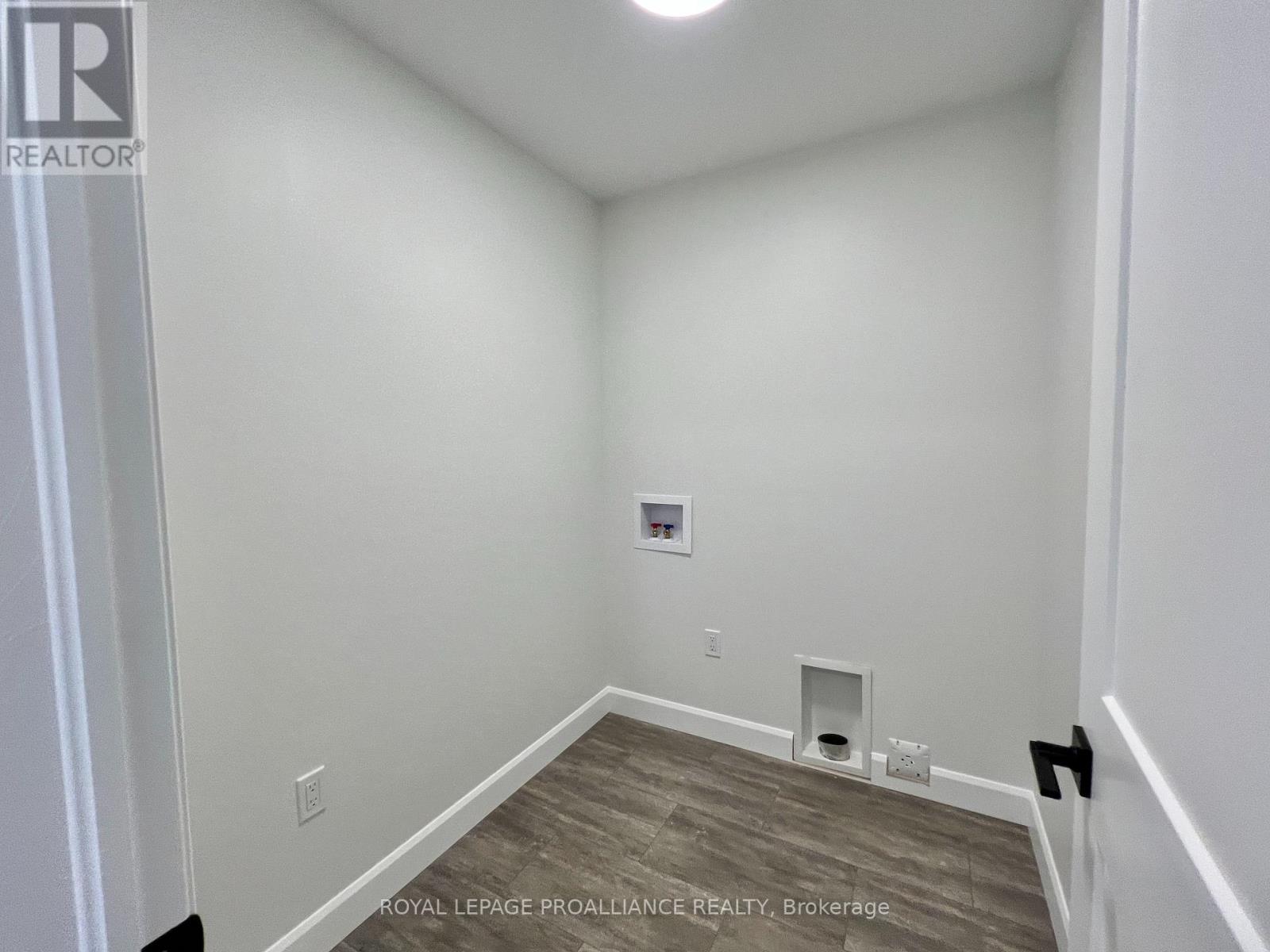 16 Horton Court, Belleville, Ontario  K8P 0H3 - Photo 17 - X12288677