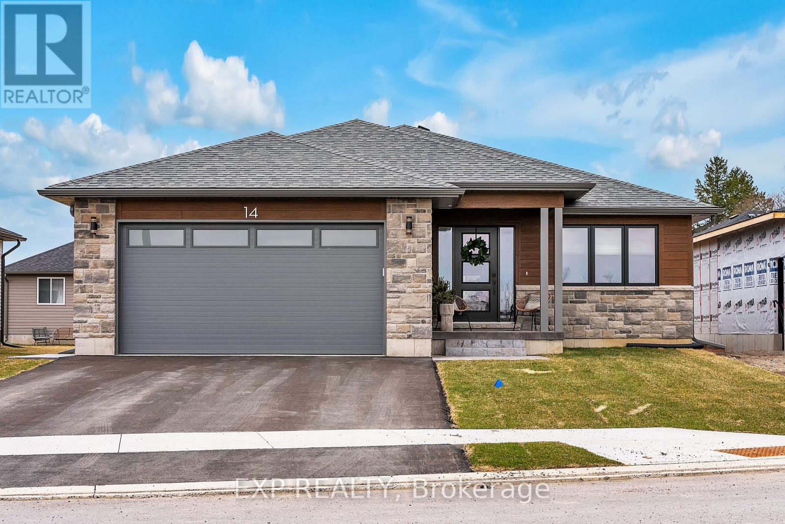 14 Horton Court, Belleville, Ontario  K8P 0H3 - Photo 3 - X12291111