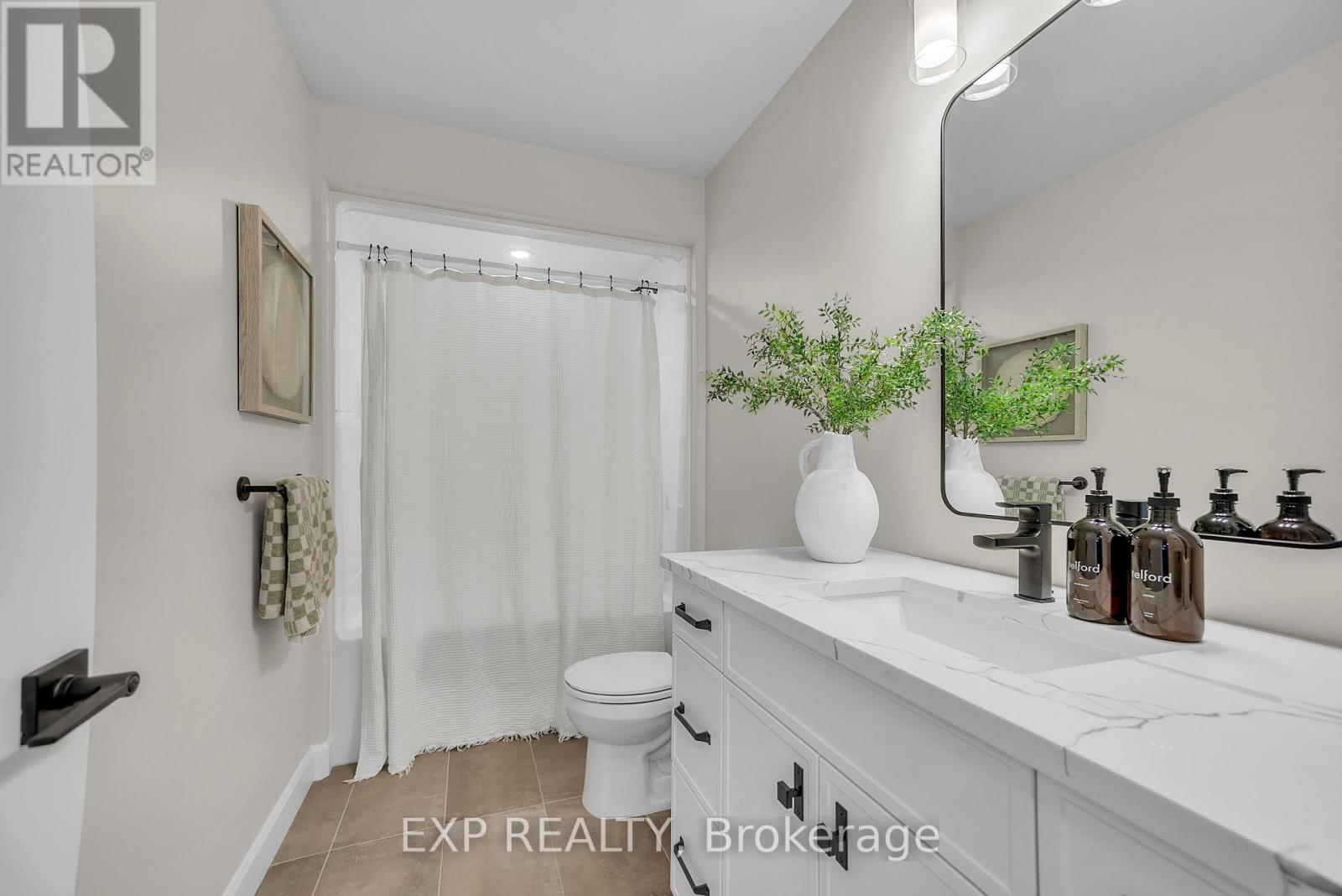 14 Horton Court, Belleville, Ontario  K8P 0H3 - Photo 30 - X12291111