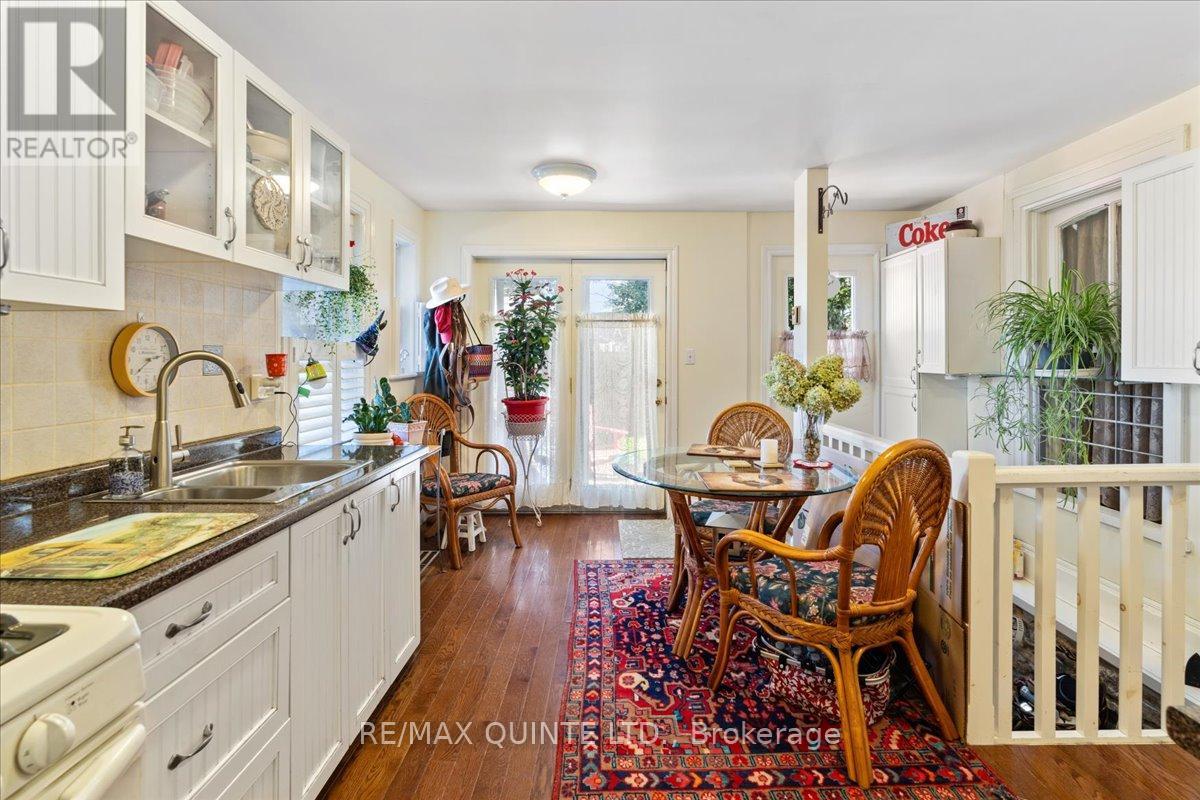 370 Main Street, Prince Edward County, Ontario  K0K 2T0 - Photo 14 - X12291212