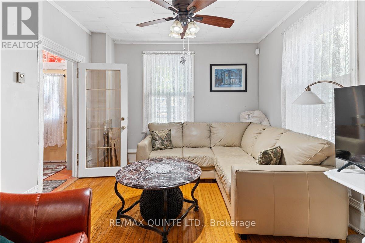 370 Main Street, Prince Edward County, Ontario  K0K 2T0 - Photo 6 - X12291212
