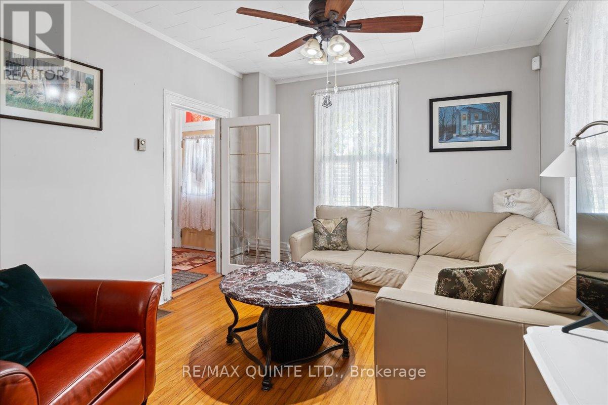 370 Main Street, Prince Edward County, Ontario  K0K 2T0 - Photo 7 - X12291212