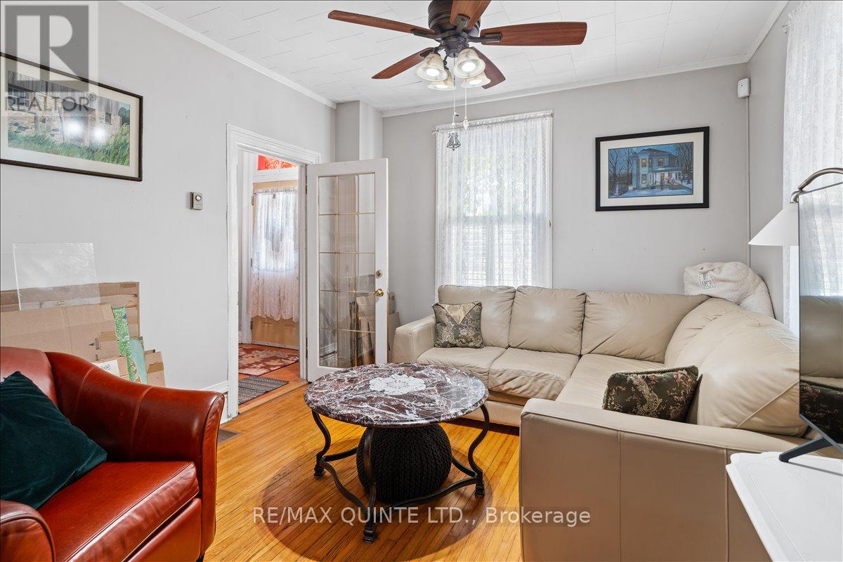 370 Main Street, Prince Edward County, Ontario  K0K 2T0 - Photo 8 - X12291212