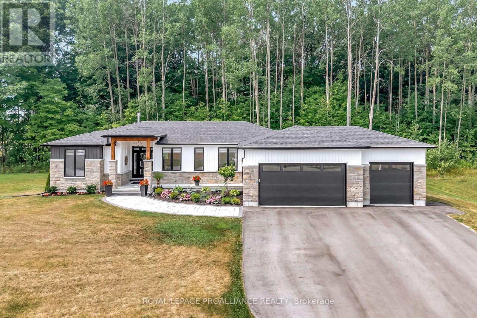 329 MICHAEL'S WAY, Prince Edward County, Ontario