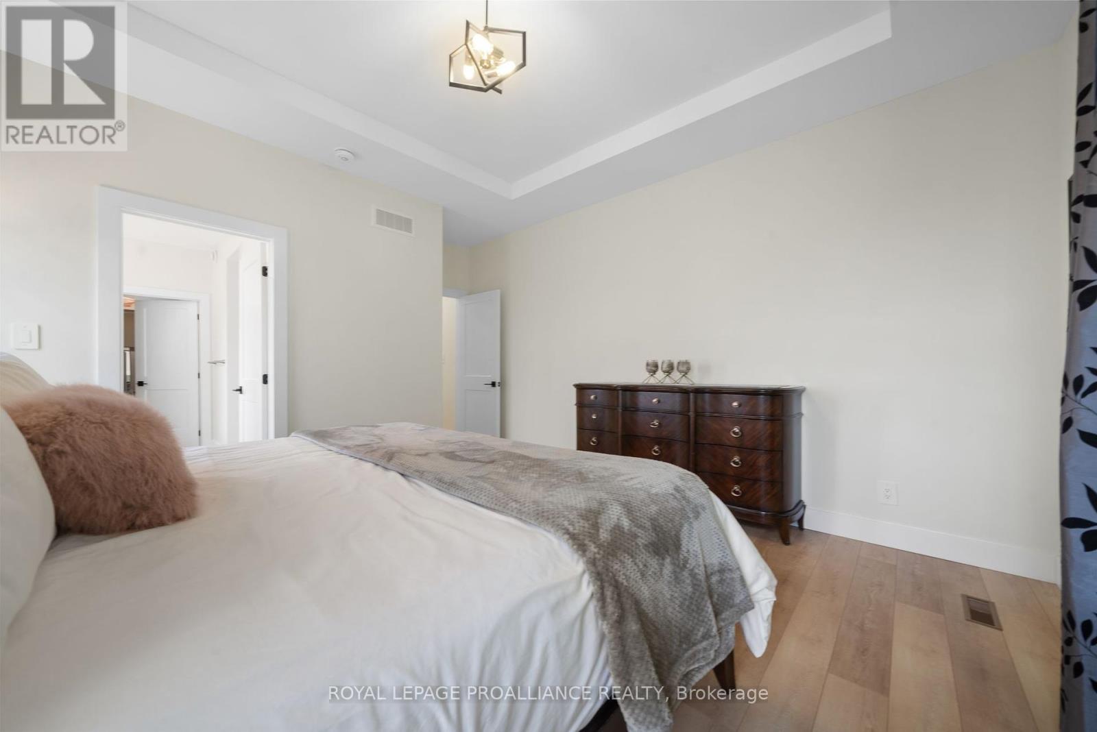 329 Michael's Way, Prince Edward County, Ontario  K0K 1L0 - Photo 22 - X12291441