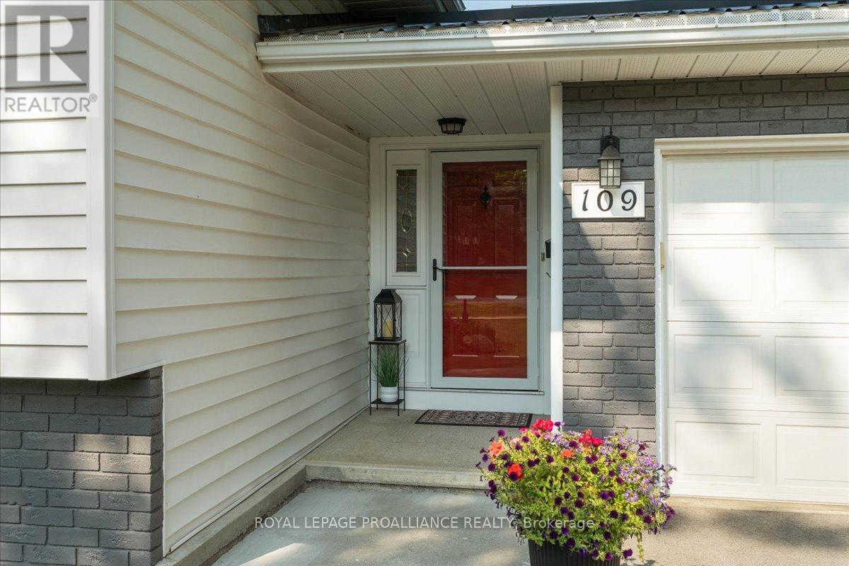 109 Edward Street, Stirling-Rawdon, Ontario  K0K 3E0 - Photo 4 - X12294139