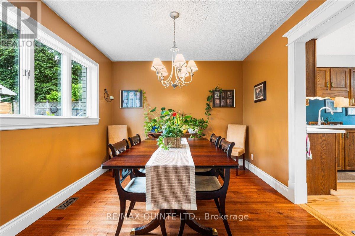 57 Kensington Crescent, Belleville, Ontario  K8P 4T4 - Photo 11 - X12294507
