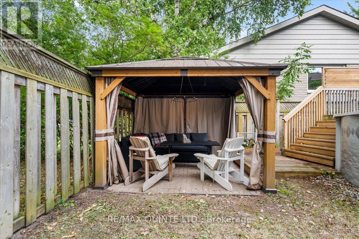 57 Kensington Crescent, Belleville, Ontario  K8P 4T4 - Photo 43 - X12294507
