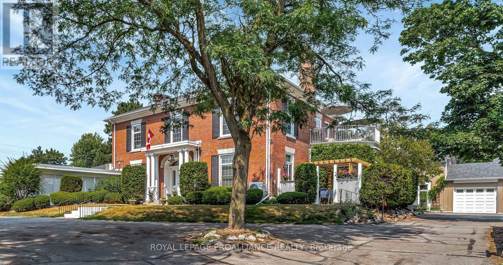 3 - 99 Bridge Street E, Belleville, Ontario  K8N 1M2 - Photo 1 - X12294531