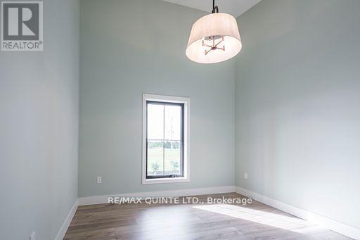 225 Mitchells Crossroad, Prince Edward County, Ontario  K0K 2T0 - Photo 17 - X12294600