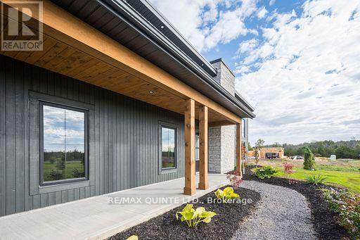 225 Mitchells Crossroad, Prince Edward County, Ontario  K0K 2T0 - Photo 26 - X12294600