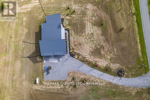 225 Mitchells Crossroad, Prince Edward County, Ontario  K0K 2T0 - Photo 31 - X12294600
