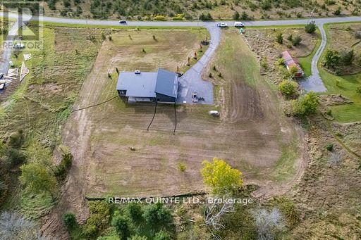 225 Mitchells Crossroad, Prince Edward County, Ontario  K0K 2T0 - Photo 34 - X12294600