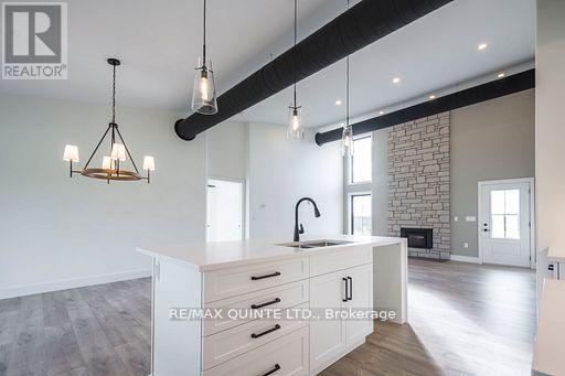 225 Mitchells Crossroad, Prince Edward County, Ontario  K0K 2T0 - Photo 7 - X12294600