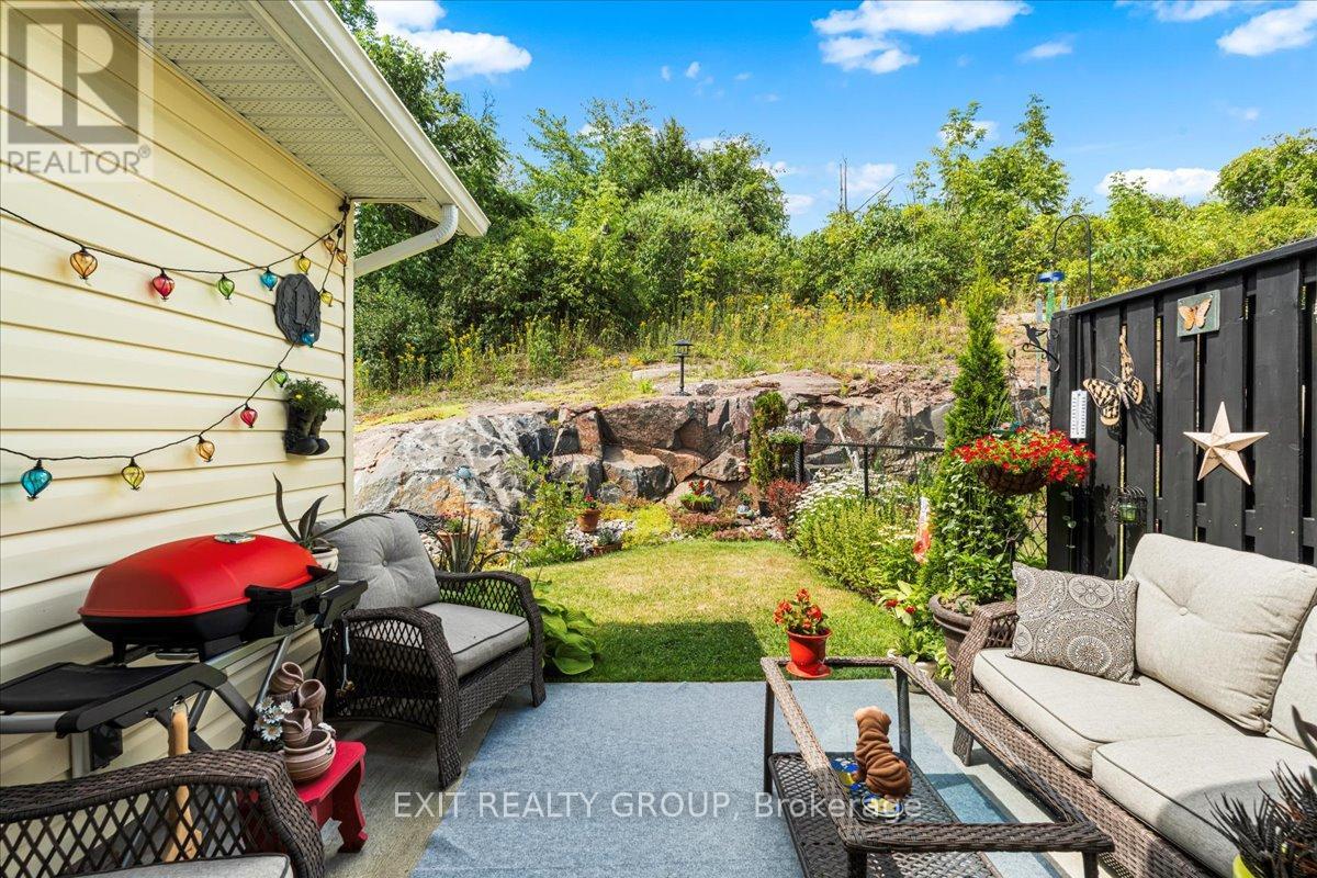20 Gladstone Street W, Madoc, Ontario  K0K 2K0 - Photo 27 - X12297667