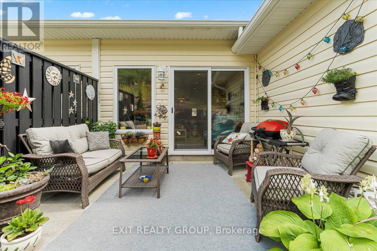 20 Gladstone Street W, Madoc, Ontario  K0K 2K0 - Photo 28 - X12297667