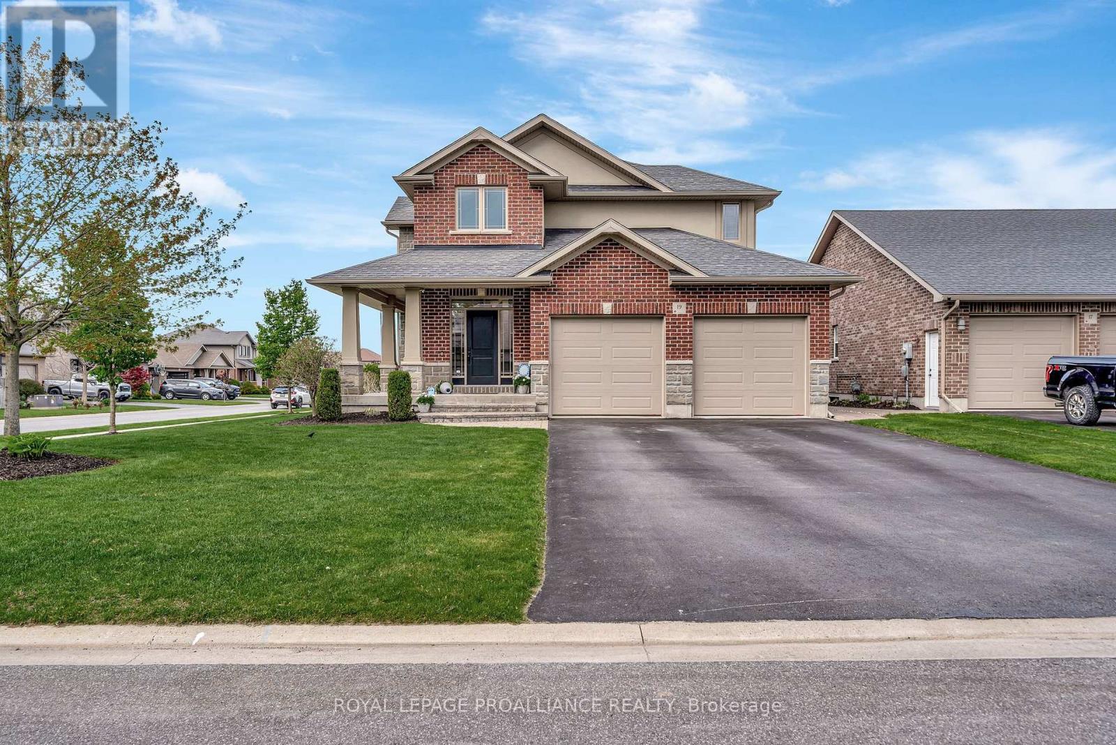 19 SCENIC DRIVE, Belleville, Ontario