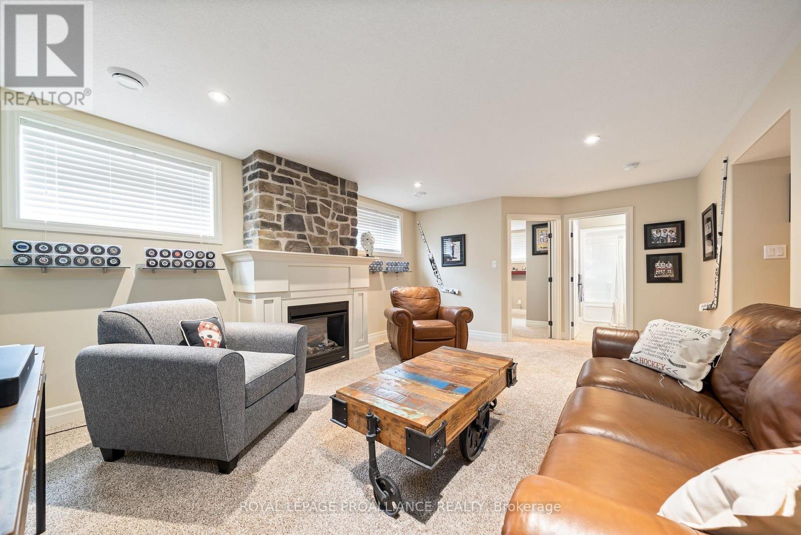 19 Scenic Drive, Belleville, Ontario  K8N 0C2 - Photo 32 - X12298144