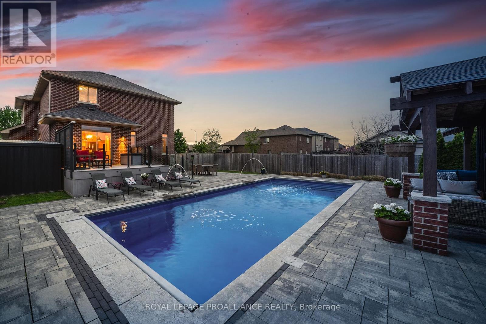 19 Scenic Drive, Belleville, Ontario  K8N 0C2 - Photo 46 - X12298144