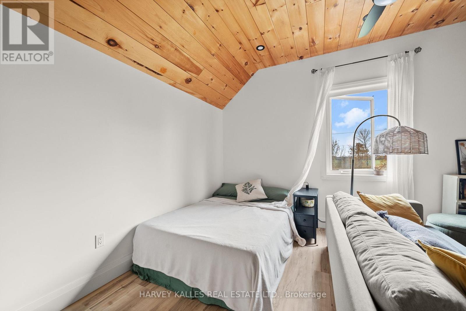 2100 County Rd 1 Road, Prince Edward County, Ontario  K0K 1G0 - Photo 39 - X12299074