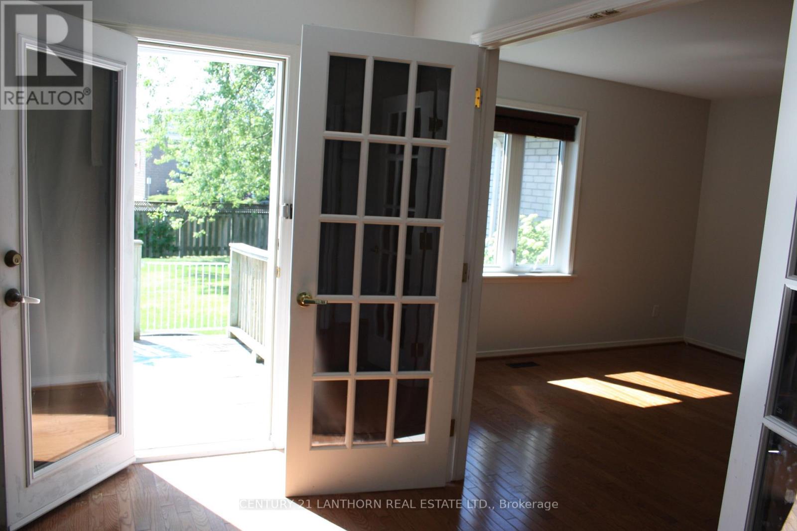 19 Pinegrove Court, Belleville, Ontario  K8N 5X9 - Photo 12 - X12299180
