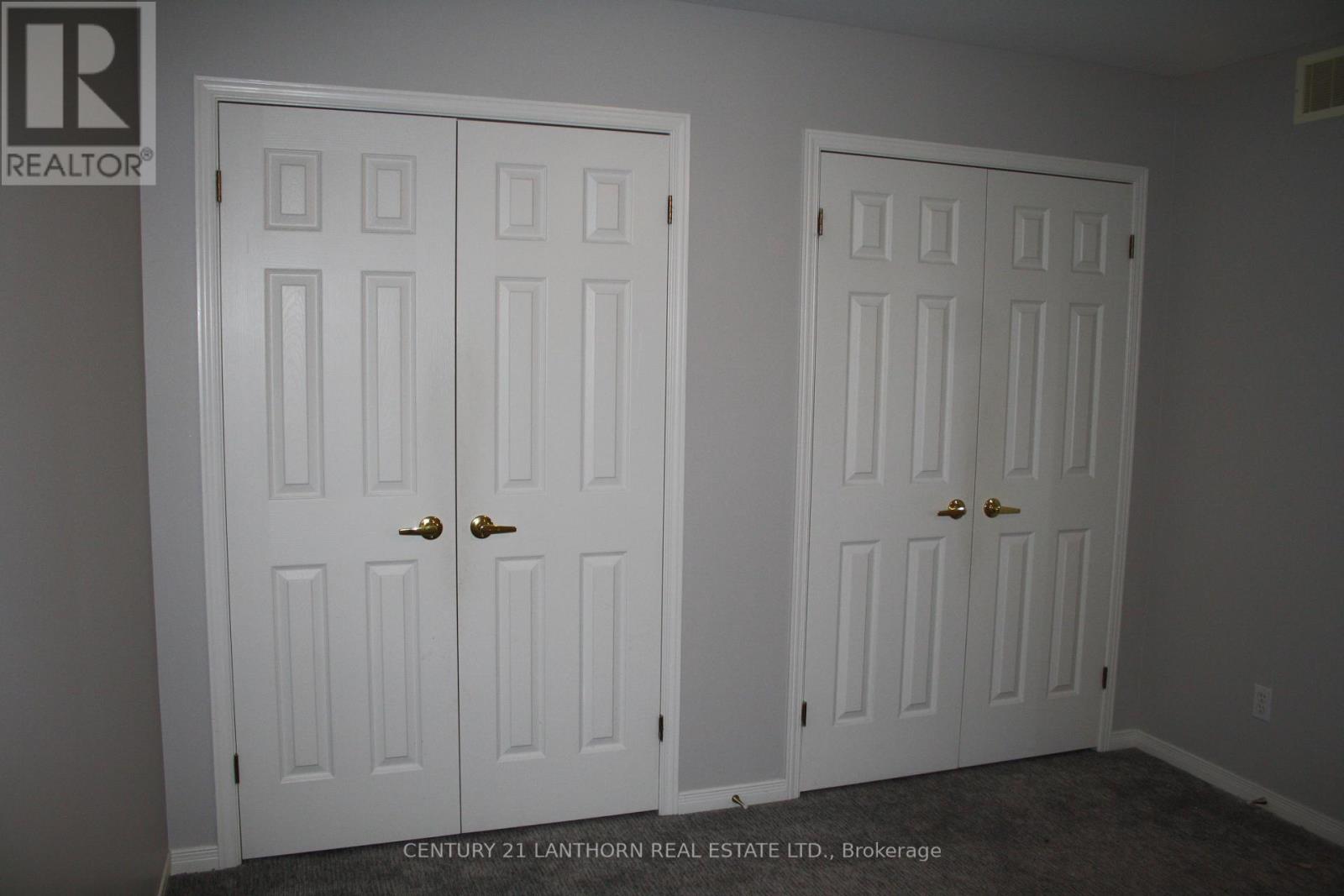 19 Pinegrove Court, Belleville, Ontario  K8N 5X9 - Photo 17 - X12299180