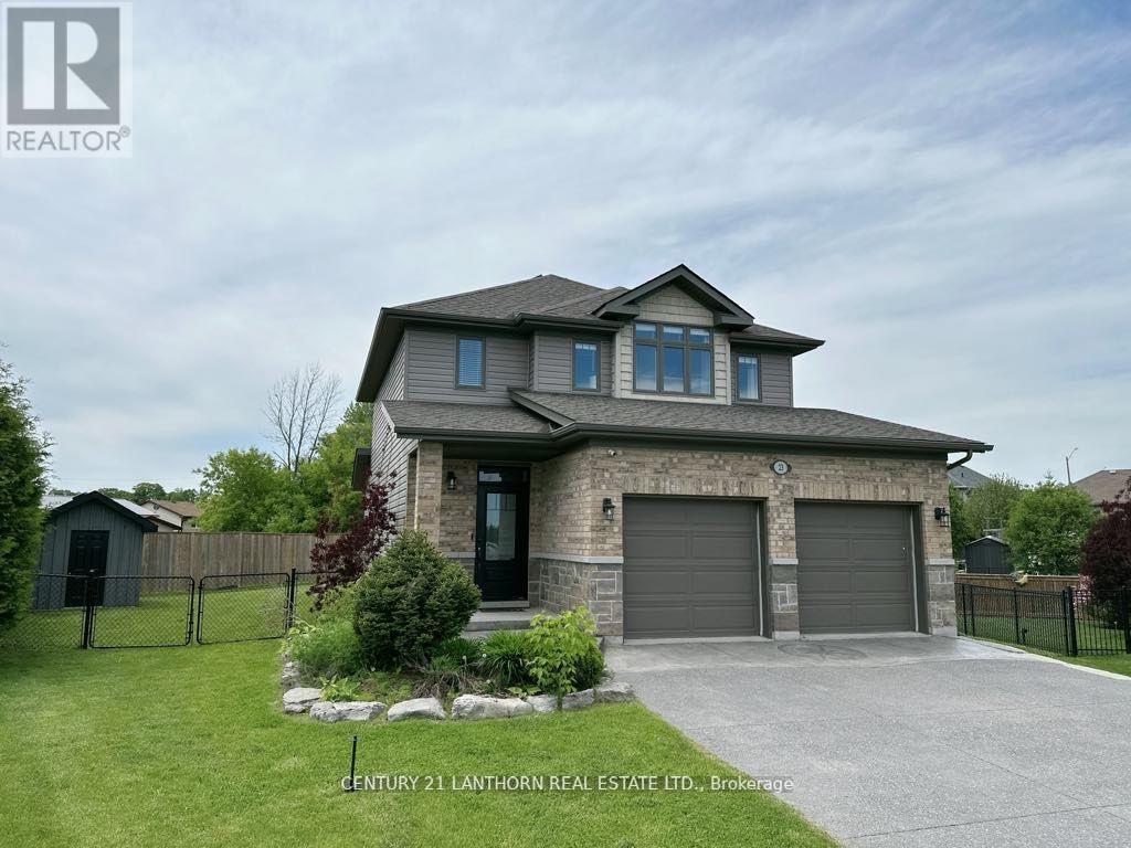 23 Glenwood Street, Quinte West, Ontario  K0K 2C0 - Photo 2 - X12299218