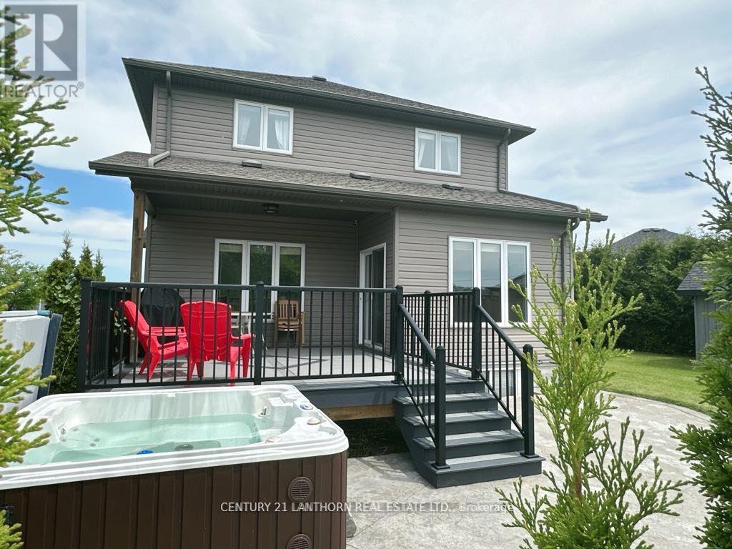 23 Glenwood Street, Quinte West, Ontario  K0K 2C0 - Photo 38 - X12299218