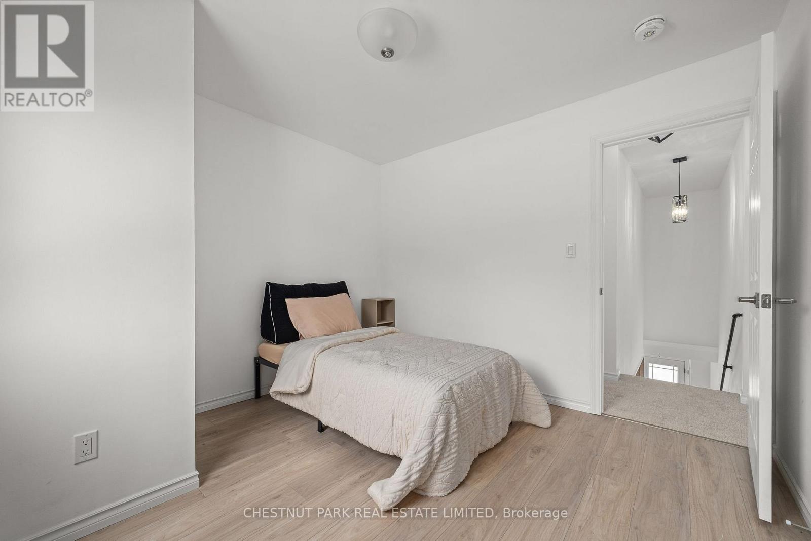 33 Broad Street, Prince Edward County, Ontario  K0K 2T0 - Photo 27 - X12299336