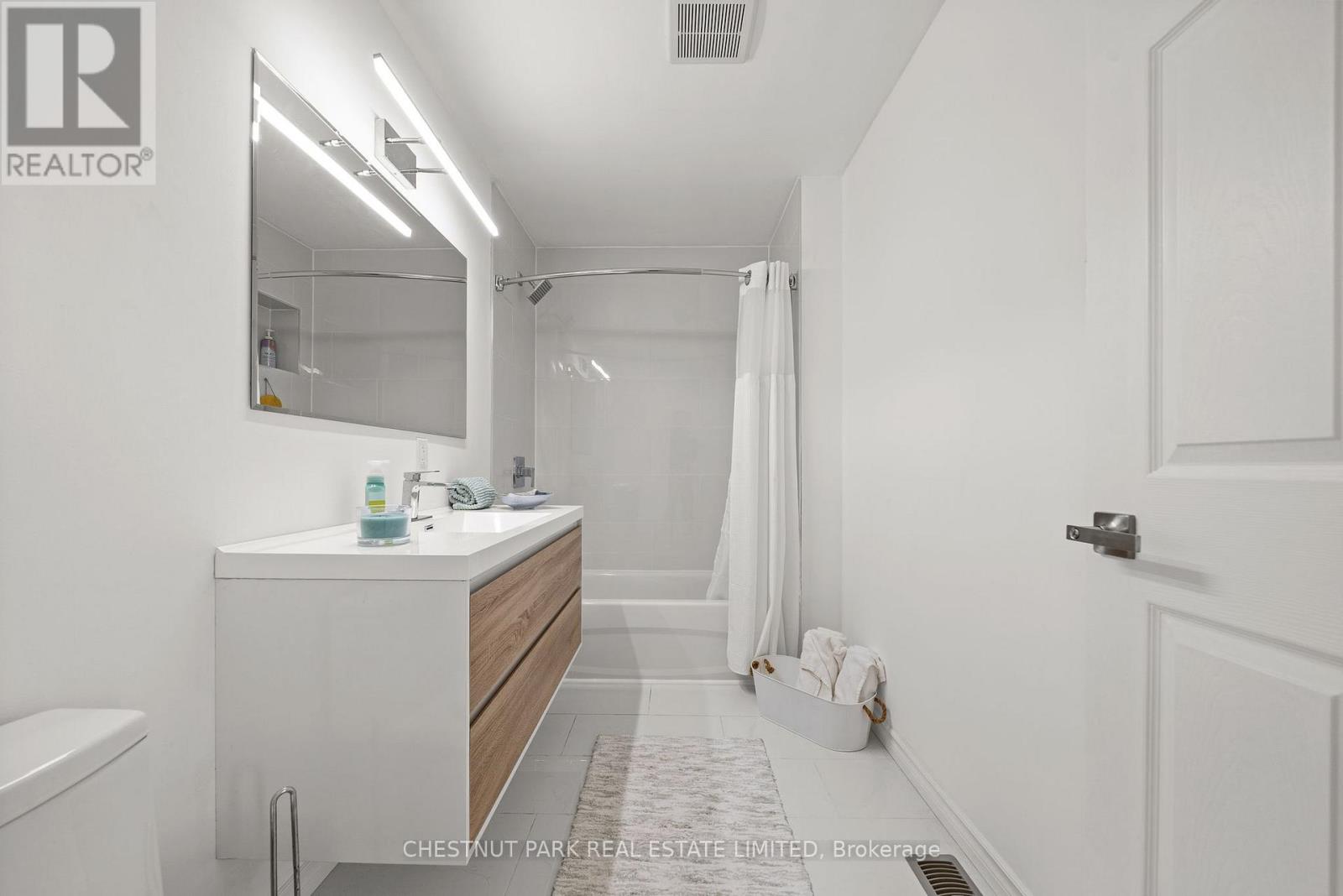 33 Broad Street, Prince Edward County, Ontario  K0K 2T0 - Photo 28 - X12299336