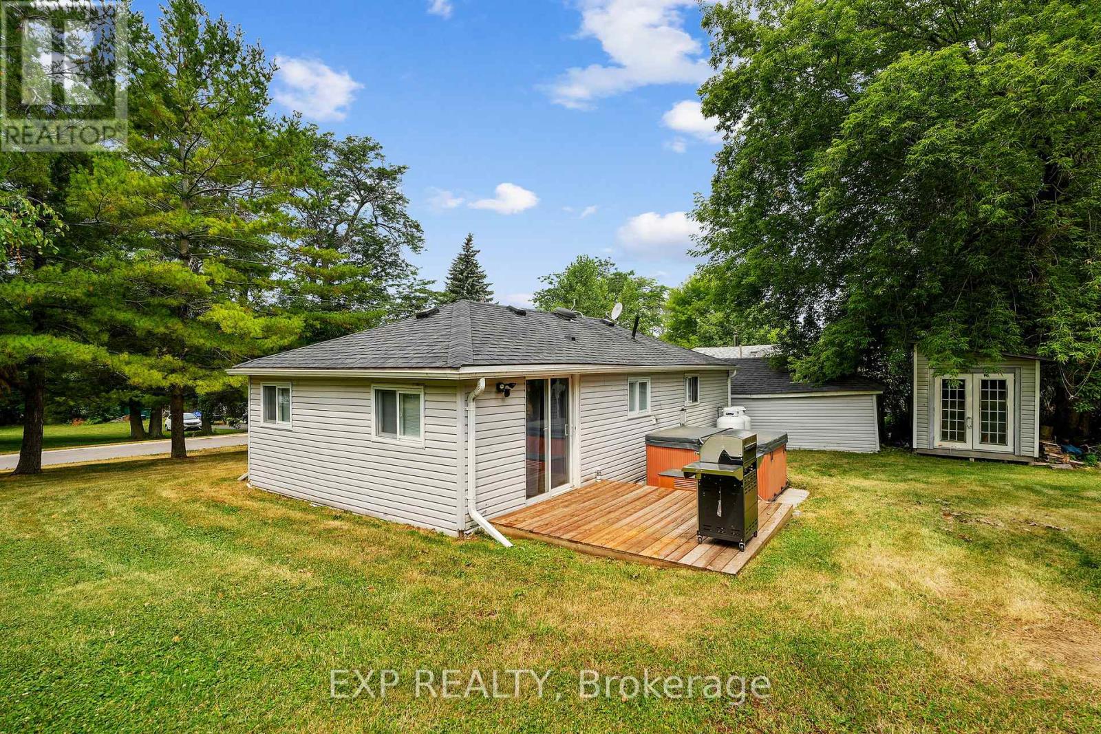 5421 Lakeshore Drive, Hamilton Township, Ontario  K0K 2H0 - Photo 5 - X12300393