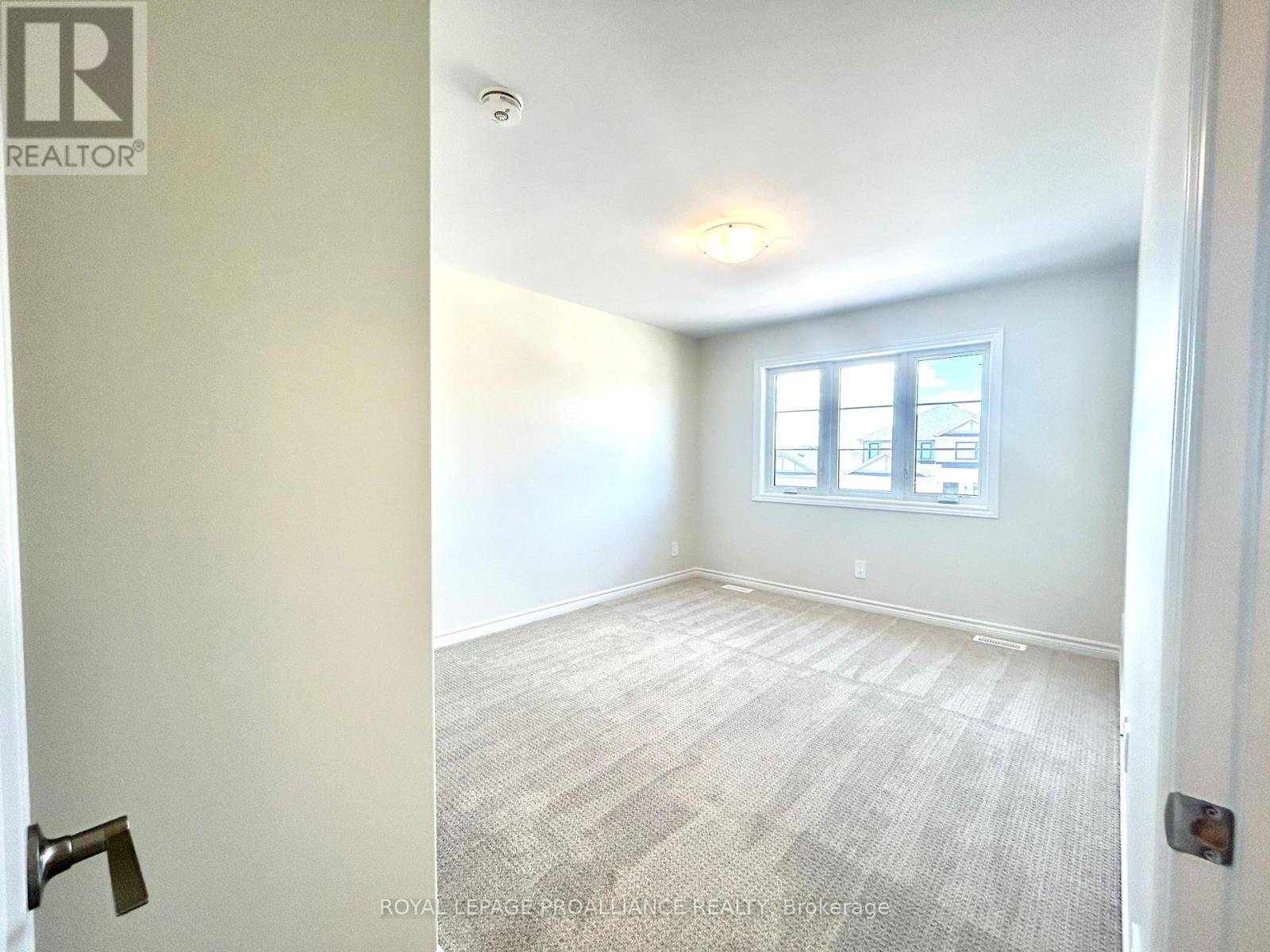 14 Peace River Street, Belleville, Ontario  K8N 0V6 - Photo 21 - X12300624