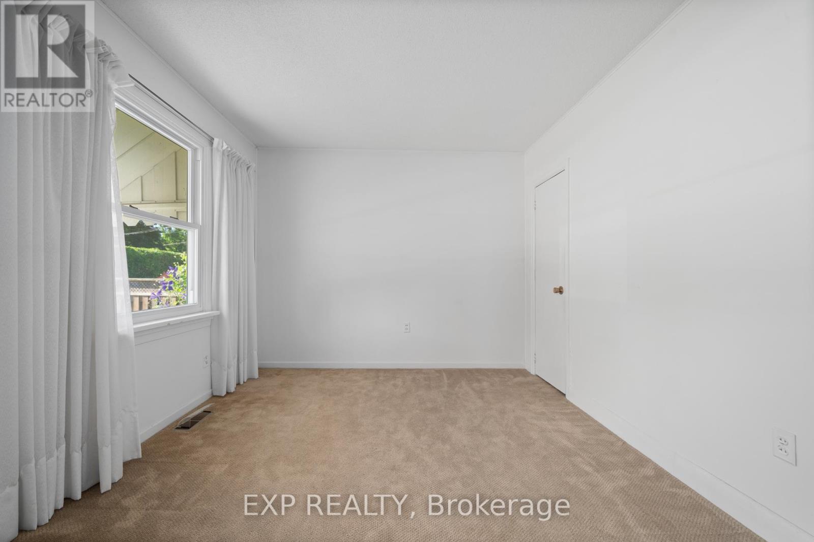 361 Picton Main Street, Prince Edward County, Ontario  K0K 2T0 - Photo 12 - X12301634