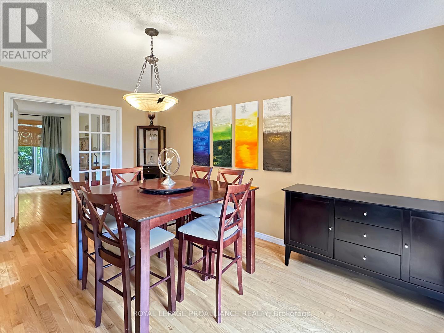 43 Dungannon Drive, Belleville, Ontario  K8P 5E7 - Photo 10 - X12301685