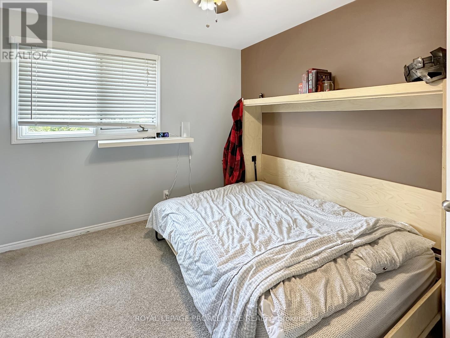 43 Dungannon Drive, Belleville, Ontario  K8P 5E7 - Photo 32 - X12301685